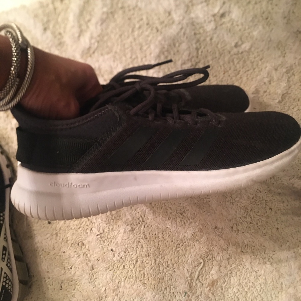 Adidas cloudfoam sneakers